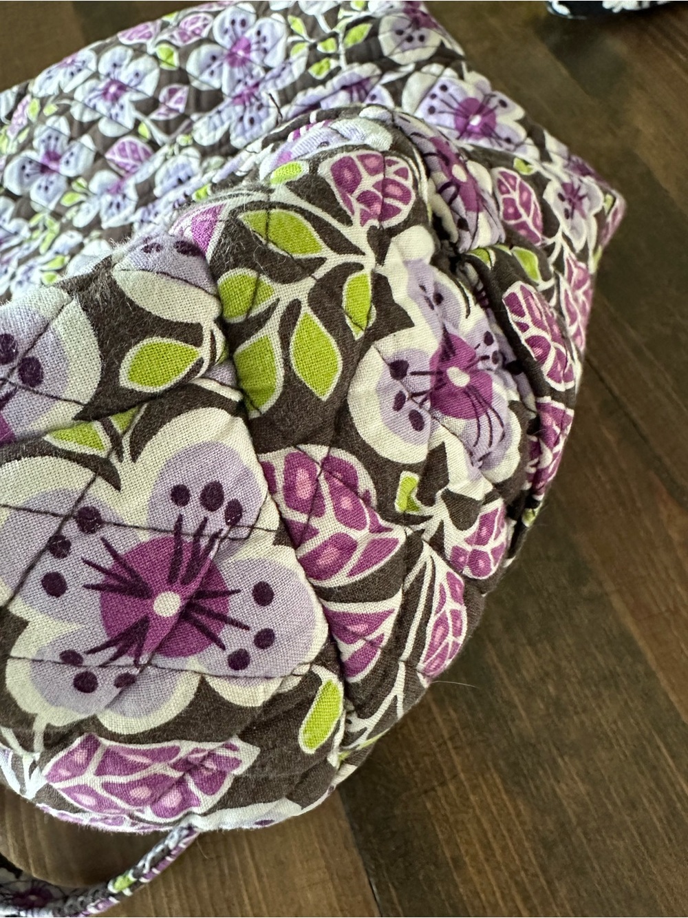 Vera Bradley Plum Petal Retired Large Quilted Tote w/ Matching Pouch - Picture 8 of 9